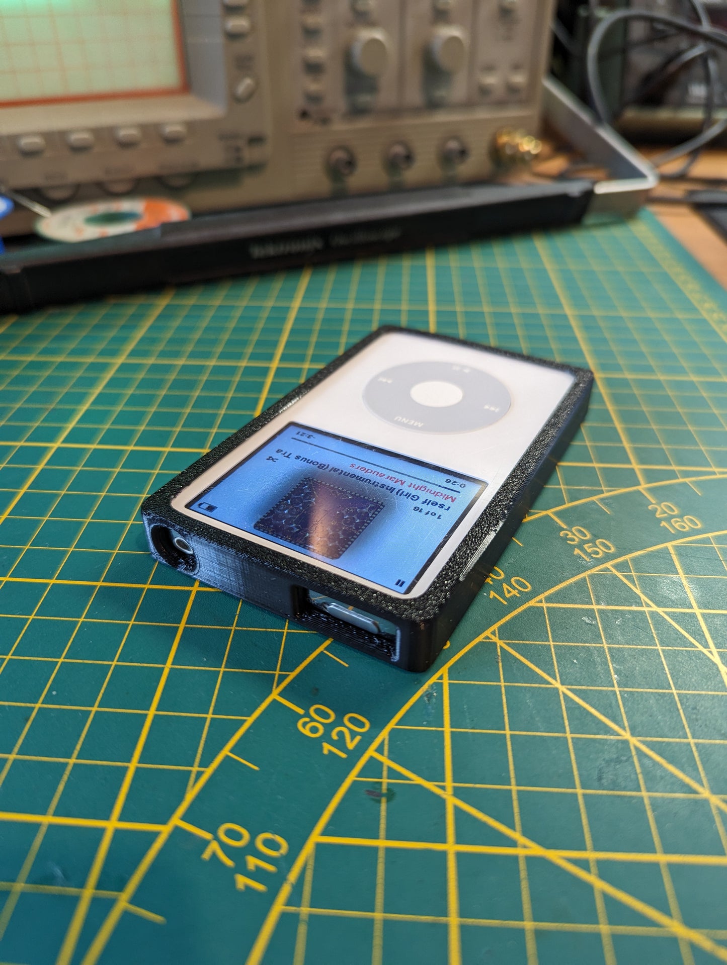 Ipod classic 5/6/7th gen minimal bumper case - hoesje
