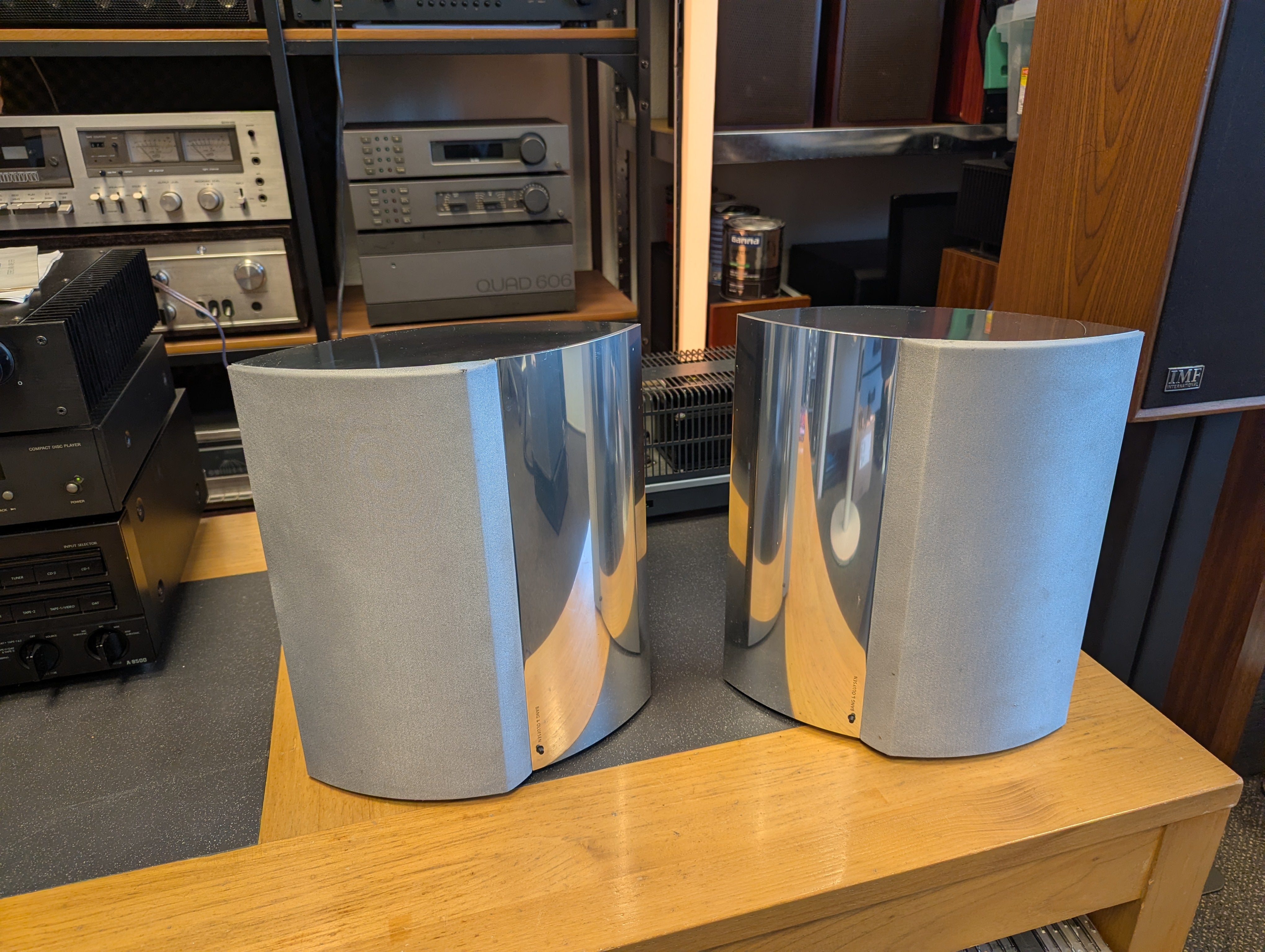 Beolab 4000 speakers – Binnus