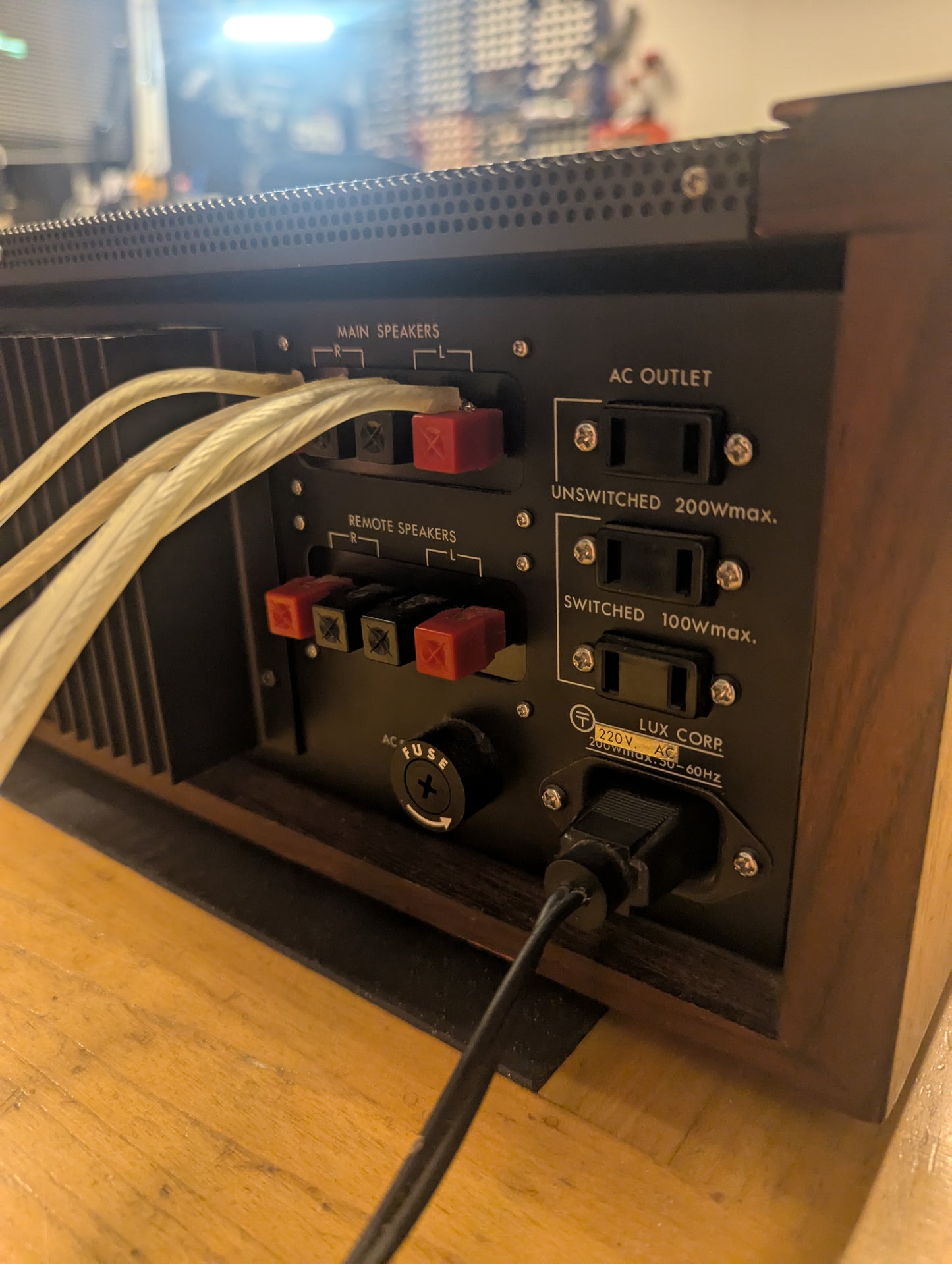 Luxman SQ-507x versterker