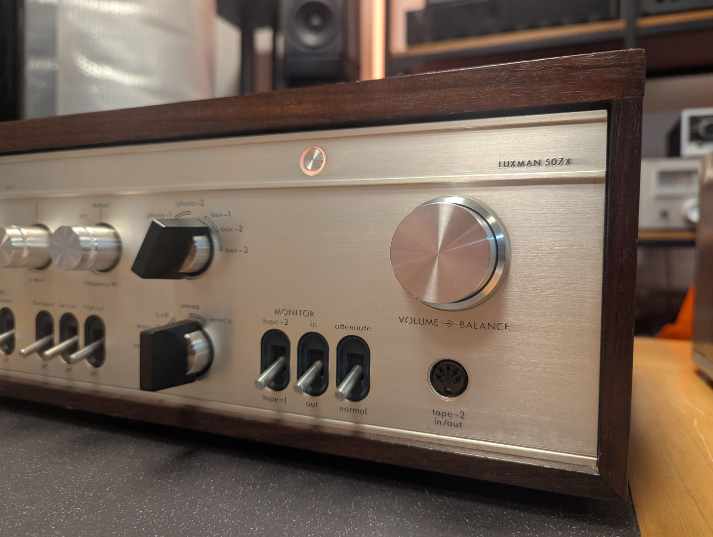 Luxman SQ-507x versterker