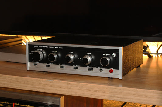 Nikko TRM-40 IC stereo versterker - Vintage amplifier