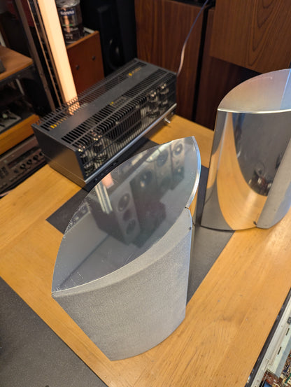 Beolab 4000 speakers