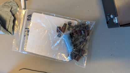 Quad 405-2 eindversterker & Quad 34 voorversterker